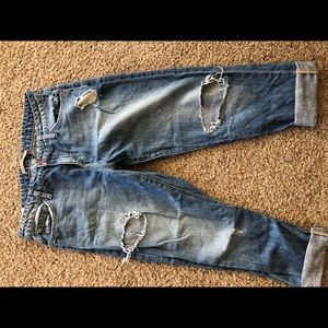 Joes jeans distressed crop
